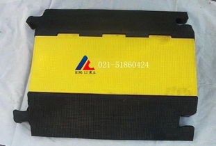 舞台搭建与车间安全过线板的选择及橡胶销售要点解析